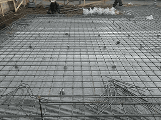 工場と周辺の街並み