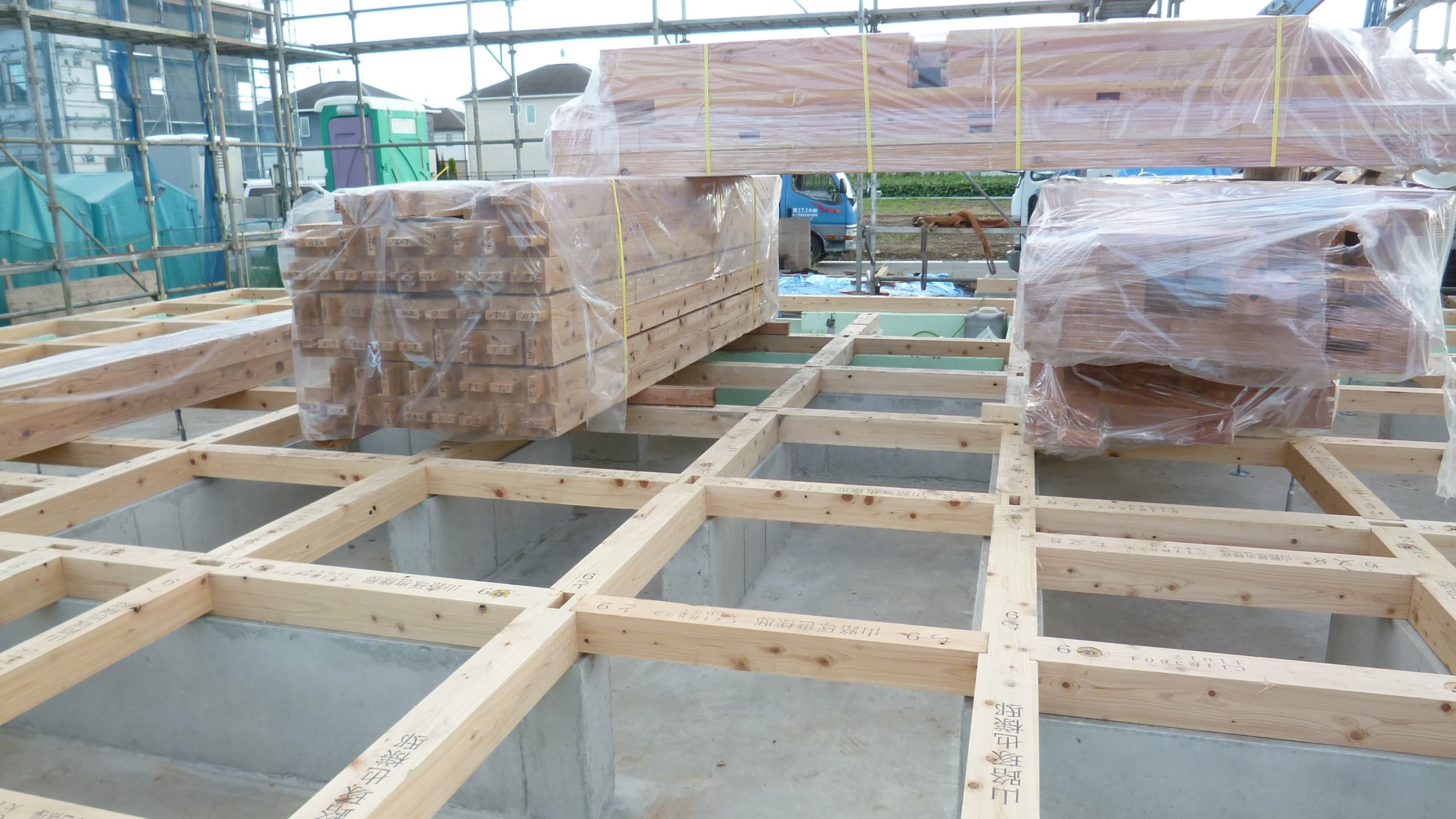 土台や柱に使う国産ヒノキ