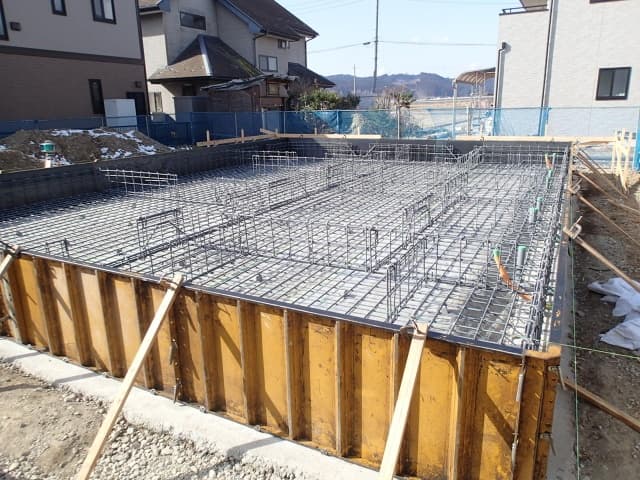 二葉の家の基礎