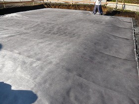 敷き詰められたジオクロス