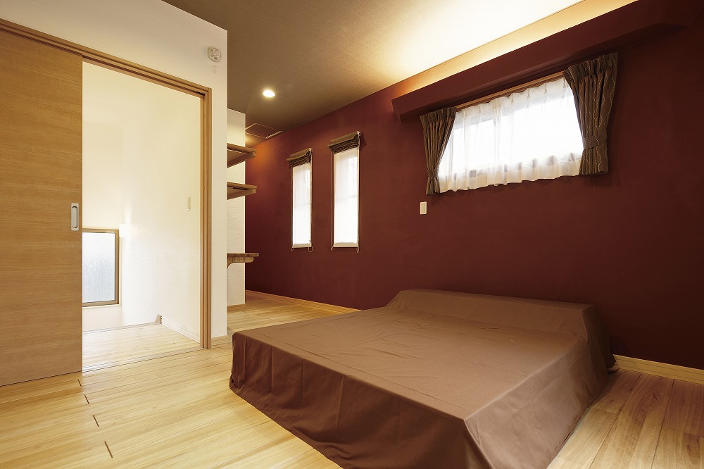 天然木の風合いを活かした、家族が集う吹き抜けリビングの家 - photo 1