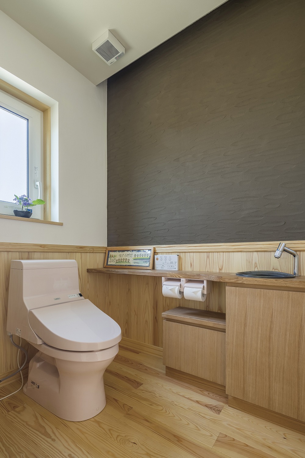 構造美を活かした、環境に配慮したナチュラル住宅 - photo 6