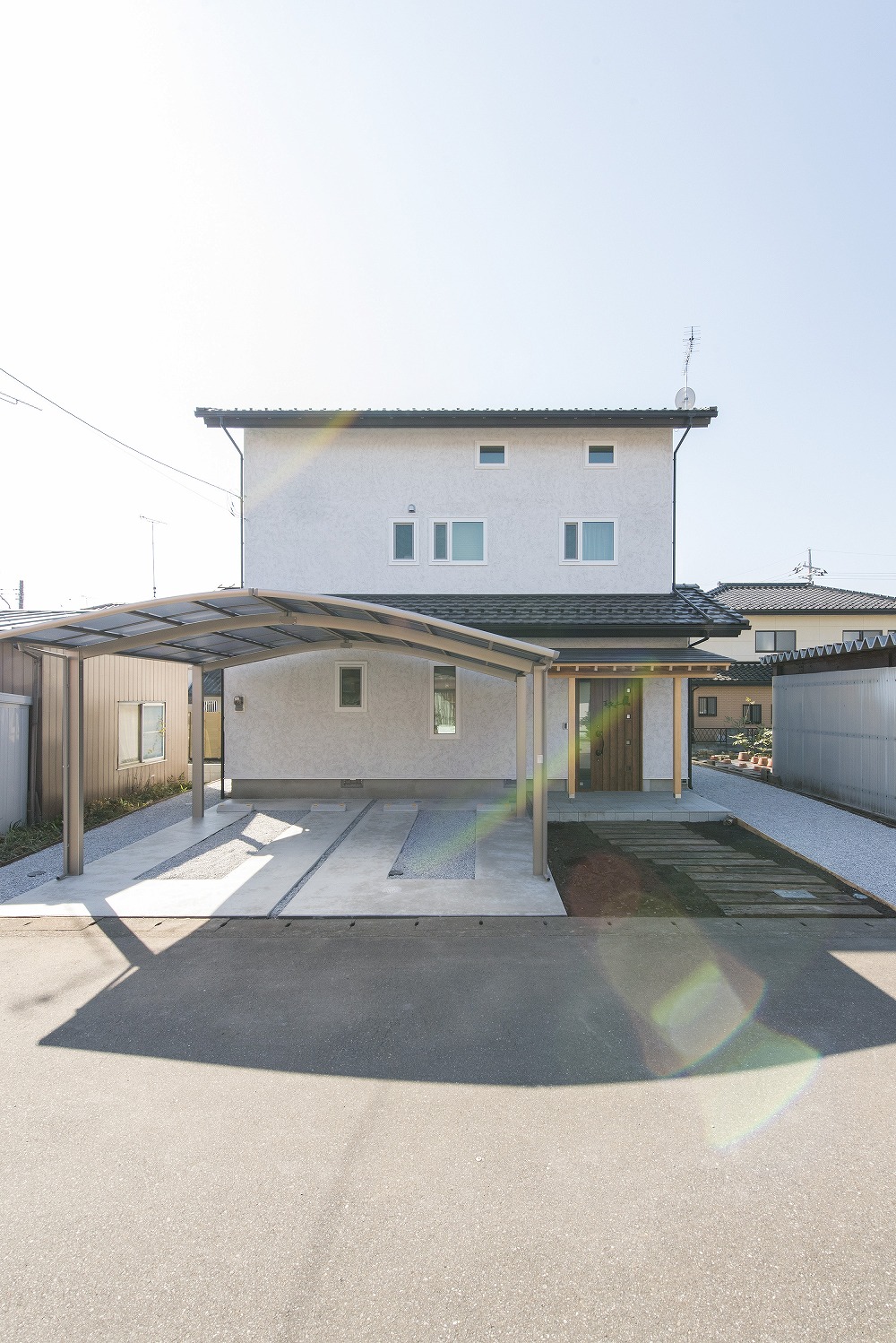 構造美を活かした、光と木に包まれるナチュラル住宅 - photo 2